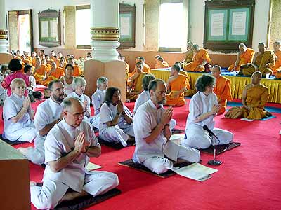 chanting chant british buddhists mai chiang buddhism society buddhist community zen modern